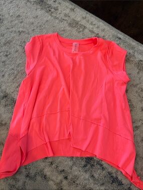Women’s Neon Coral Short Sleeve Top NWOT